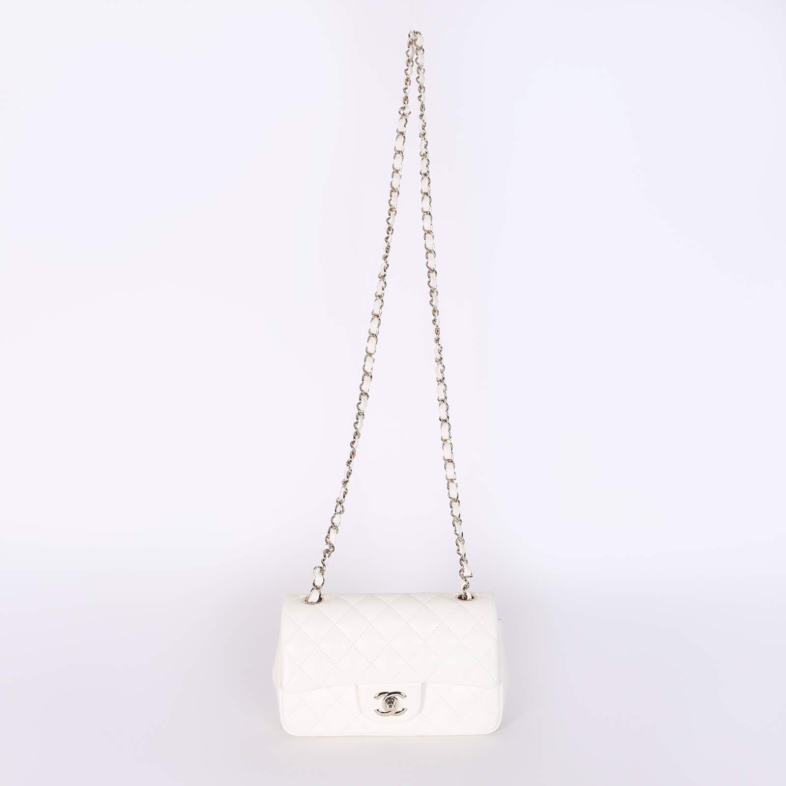 Chanel white classic flap outlet