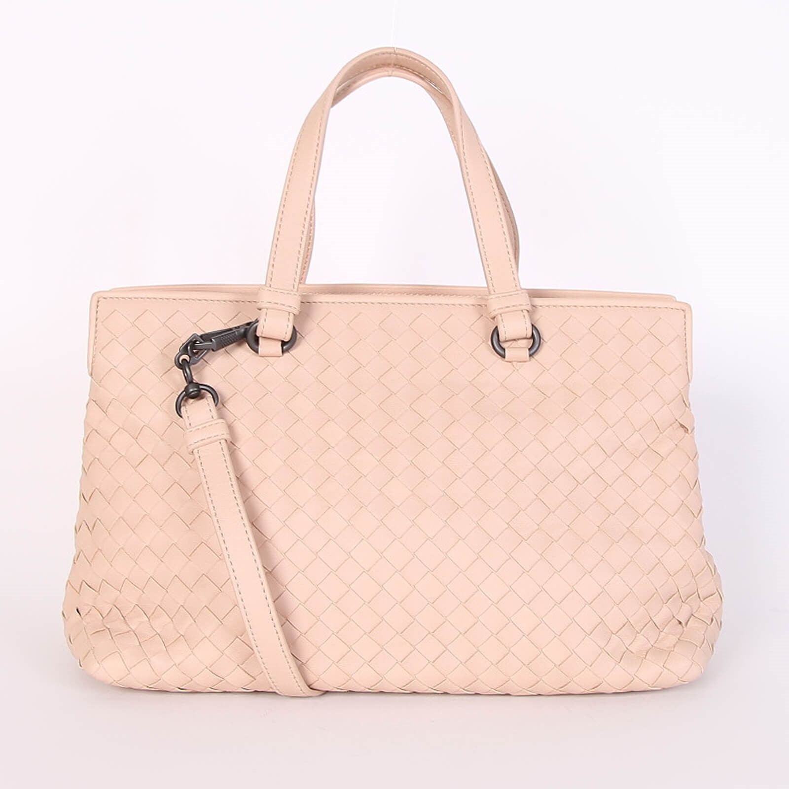 Bottega Veneta Intrecciato Nappa Medium Top Handle Bag Beige www.luxurybags