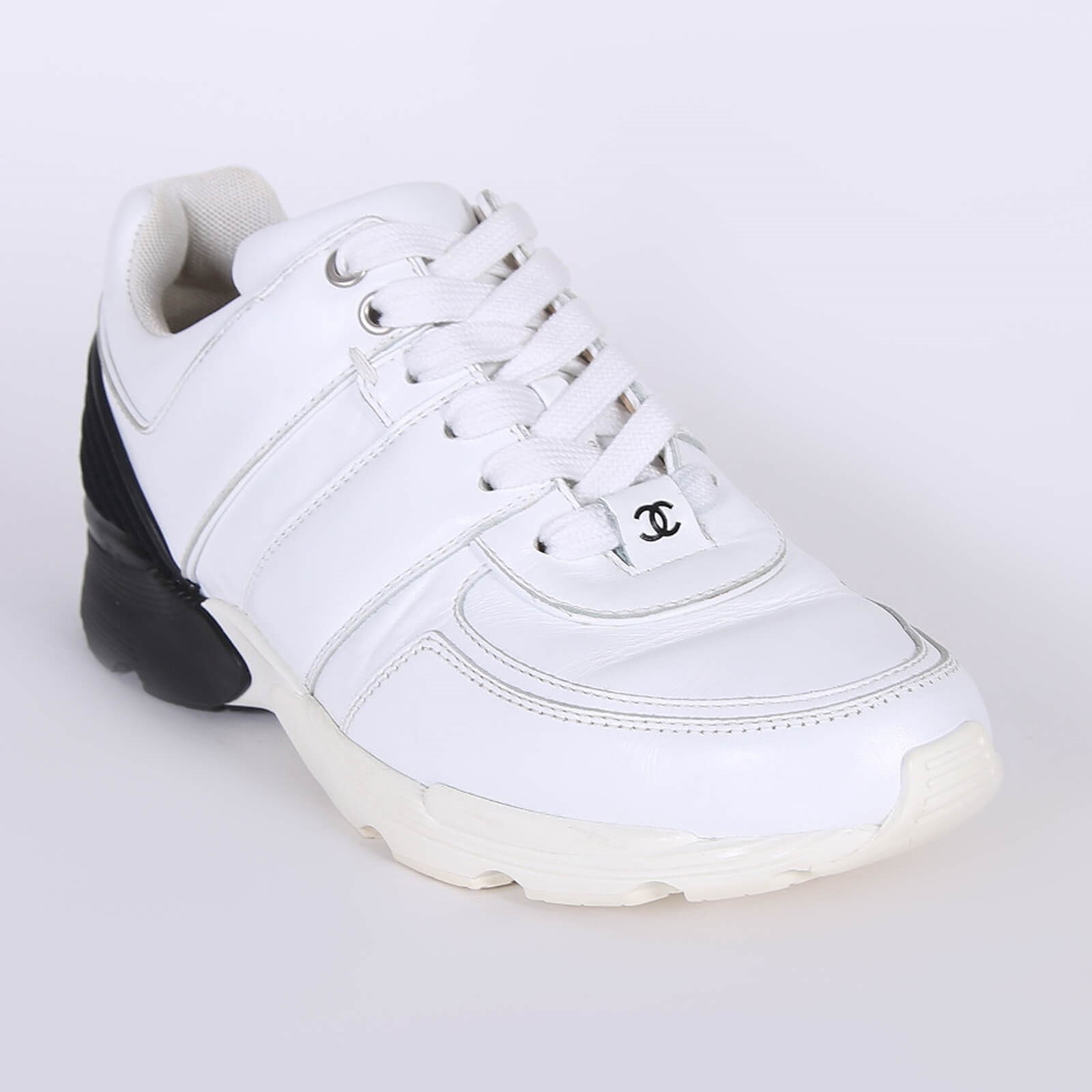 Chanel Tennis CC Leather Sneakers White 37 5 www.luxurybags