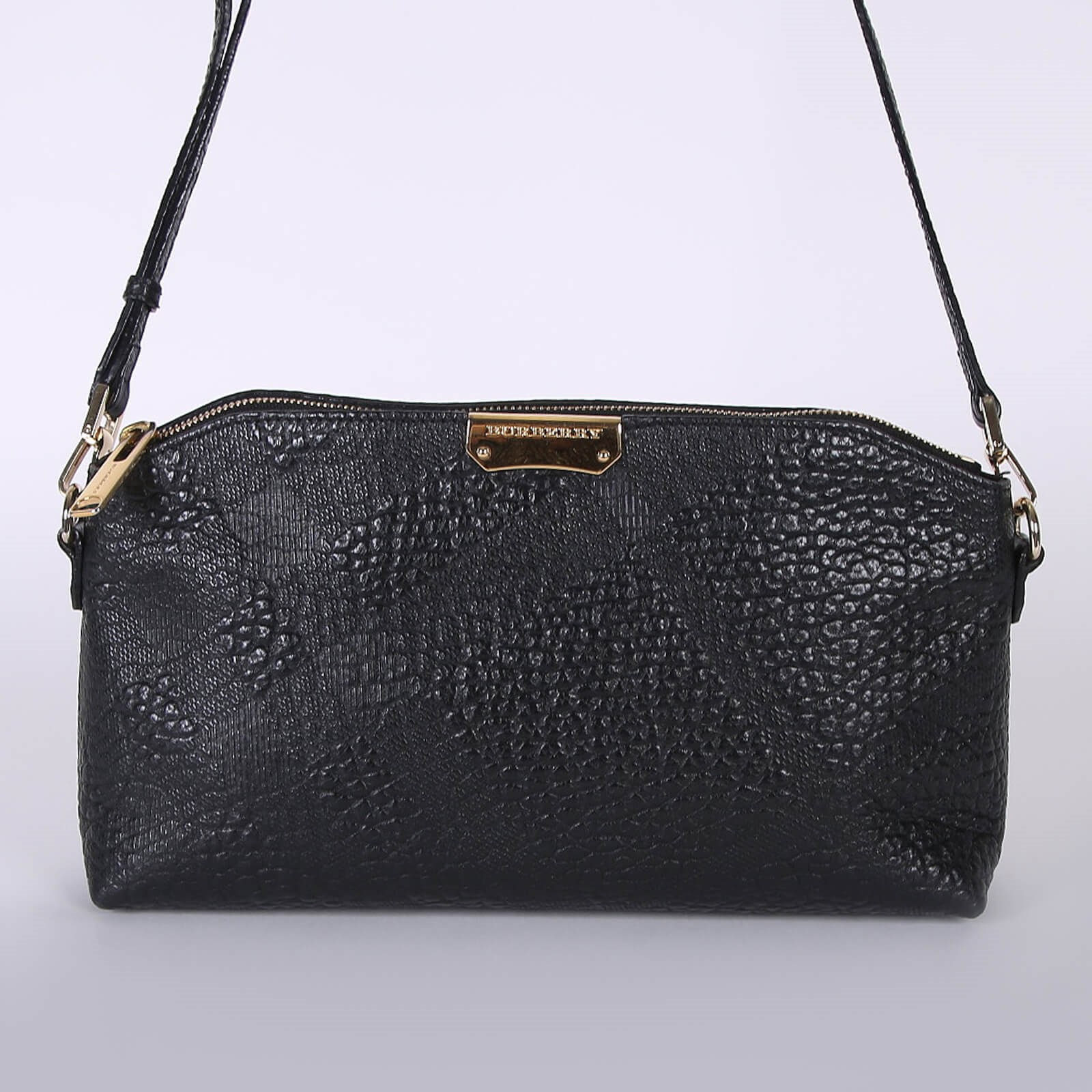 Burberry Chichester Small Grained Leather Crossbody Black www.luxurybags