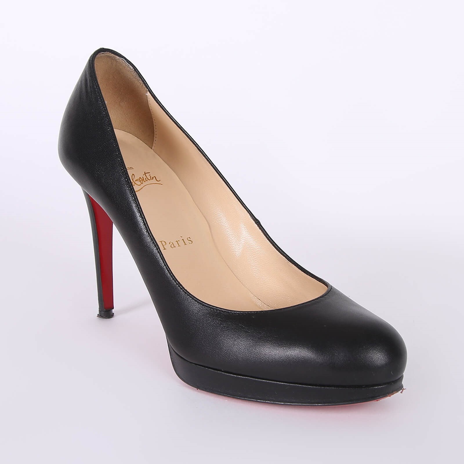 Black louboutin heels shop